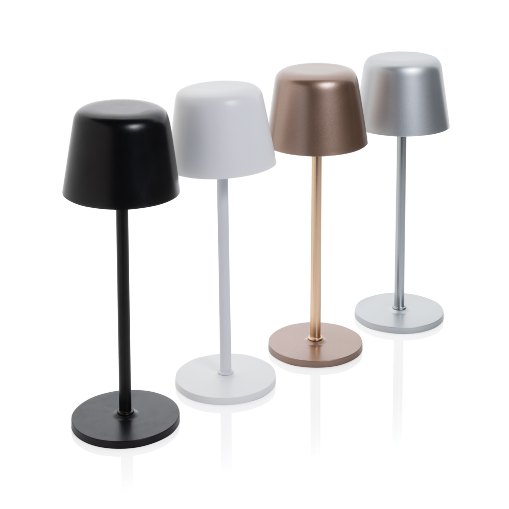 USB Tischleuchte aus RCS recyceltem Kunststoff