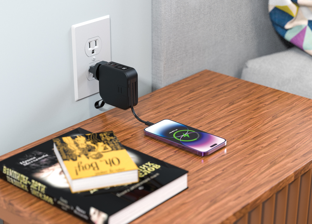 Saratoga 5-in-1 universal Charger